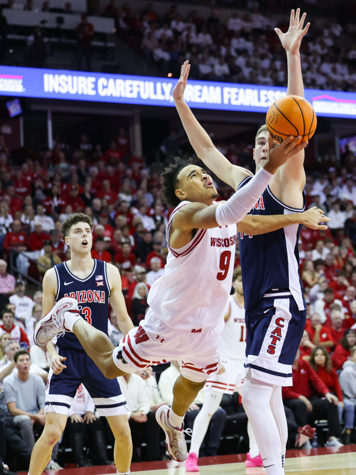 wis-uoa-mcbb-111524-1418.jpg